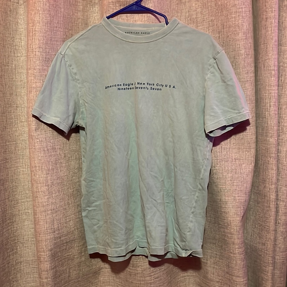 blue tshirt